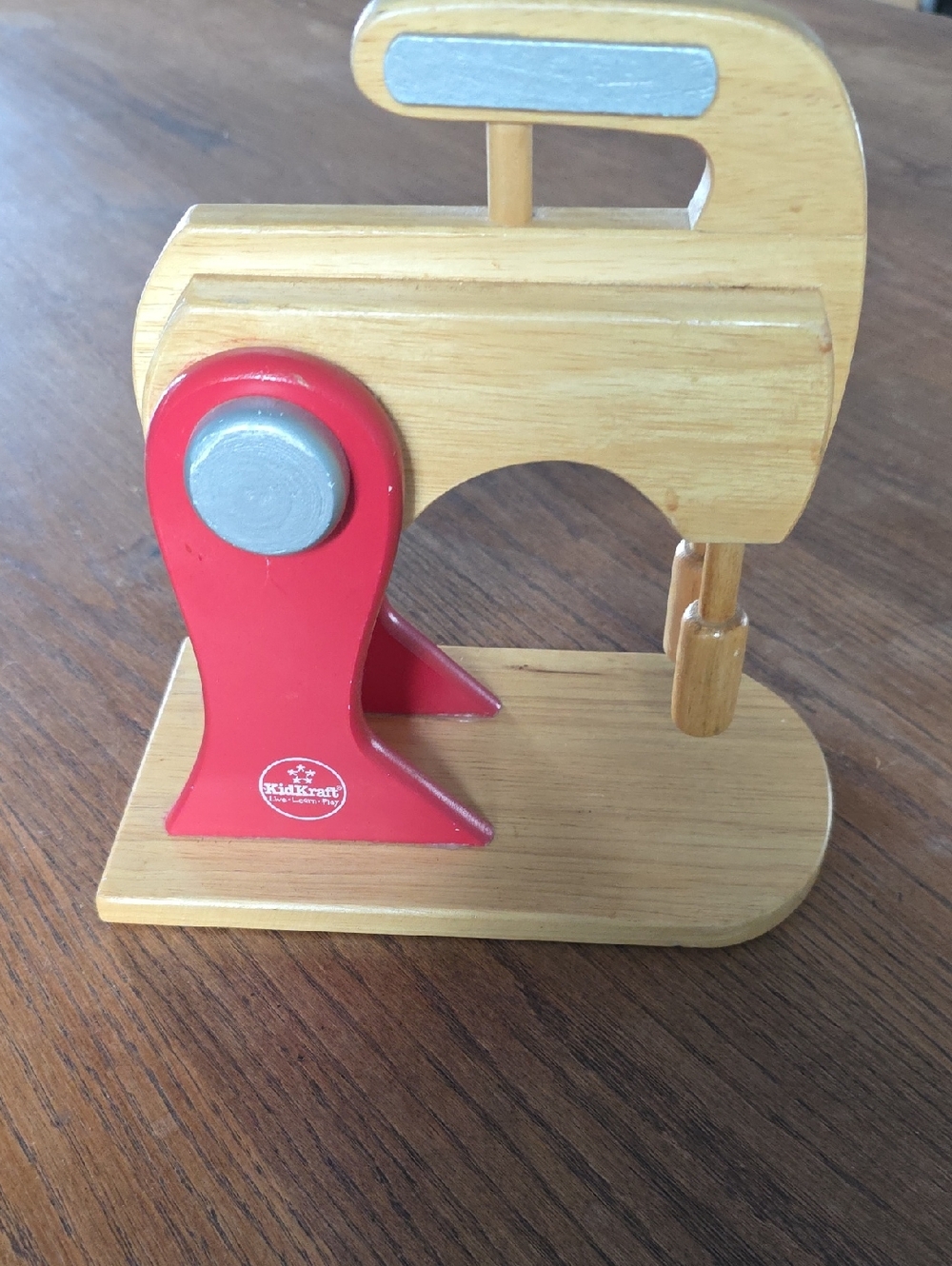 KidKraft Wooden Toy Mixer